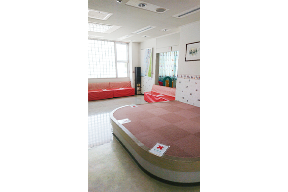 医療法人社団にしかわクリニック　院内